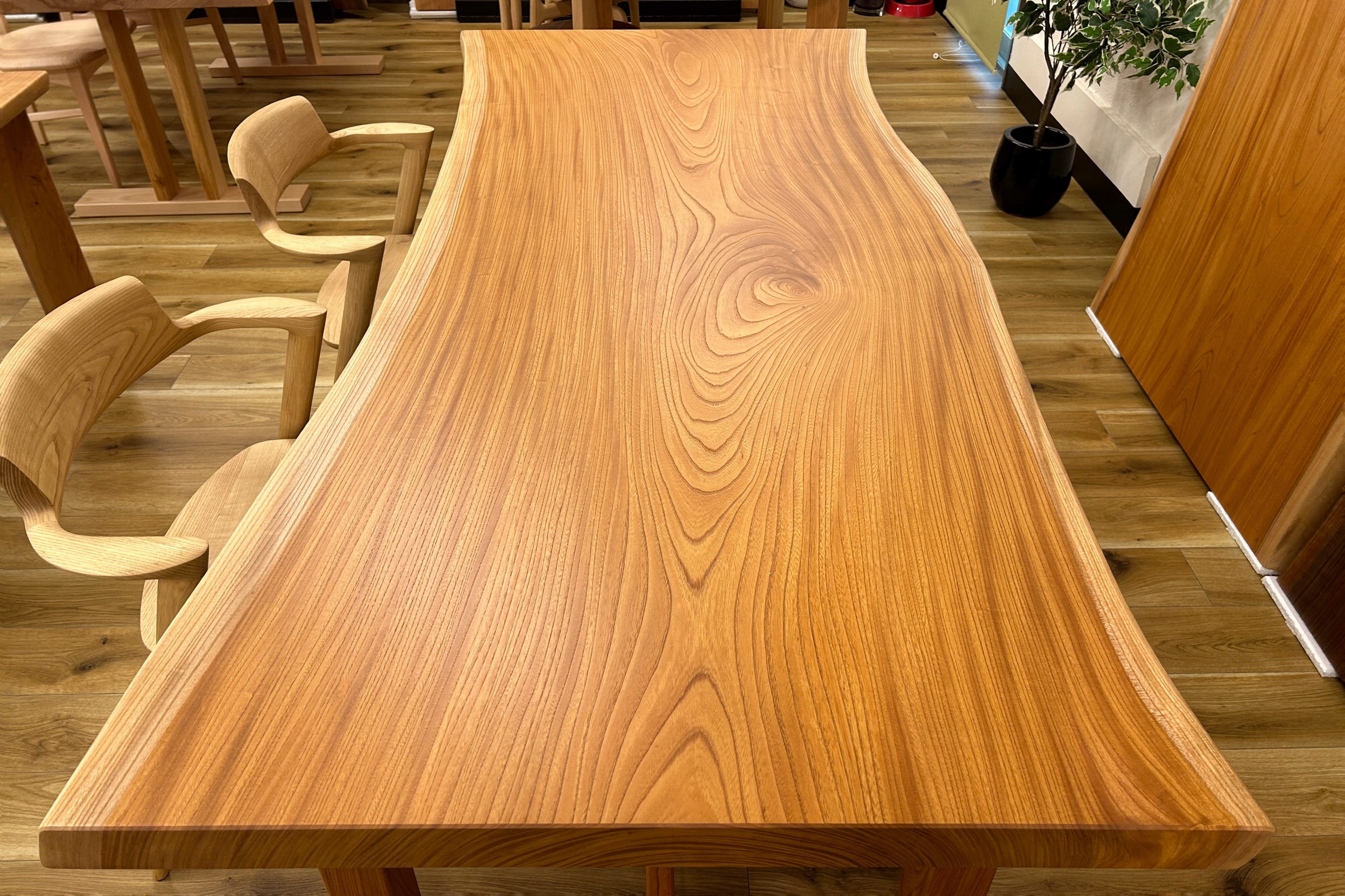 売約済み】欅（ケヤキ）一枚板テーブル（国産/兼用脚付） – 木匠舘