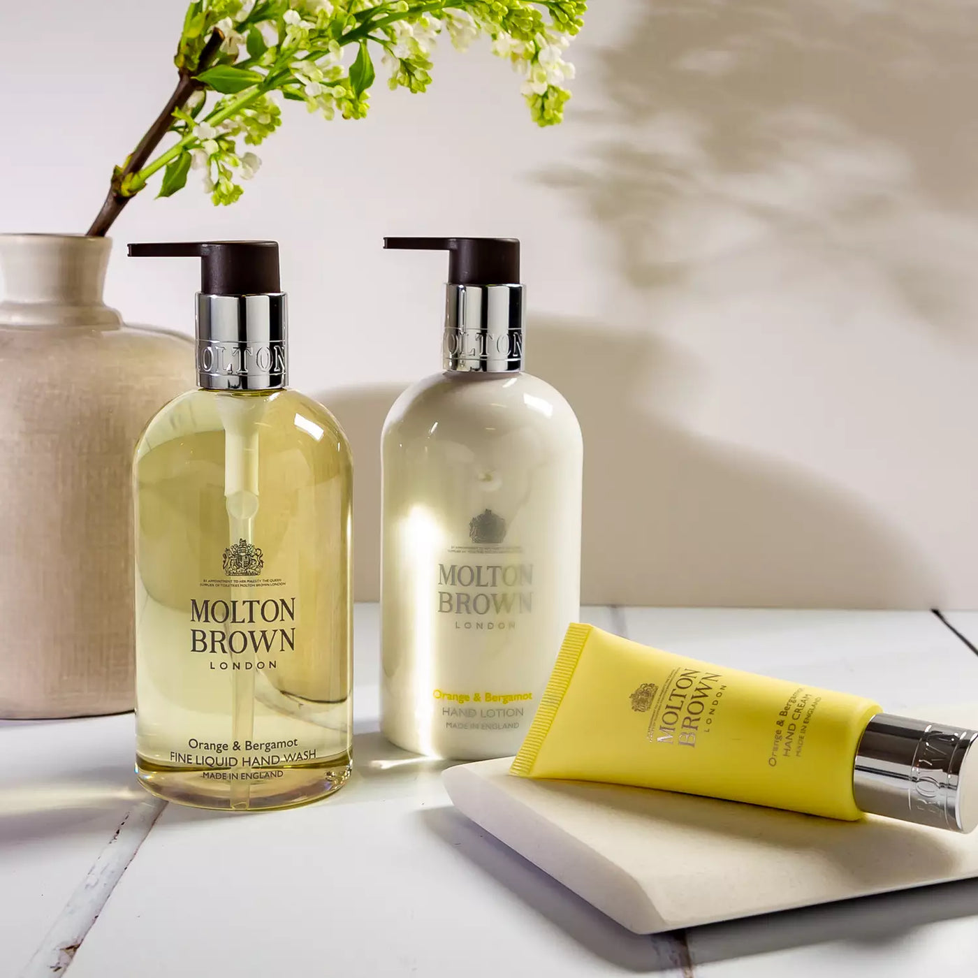 オレンジ＆ベルガモット ハンドローション 300ml – MOLTON BROWN