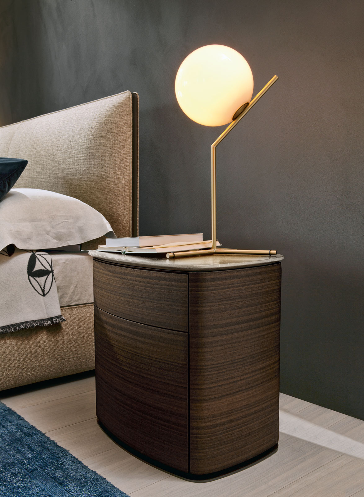 Semi-round modern wood bedside tables - 4040 - Molteni&C