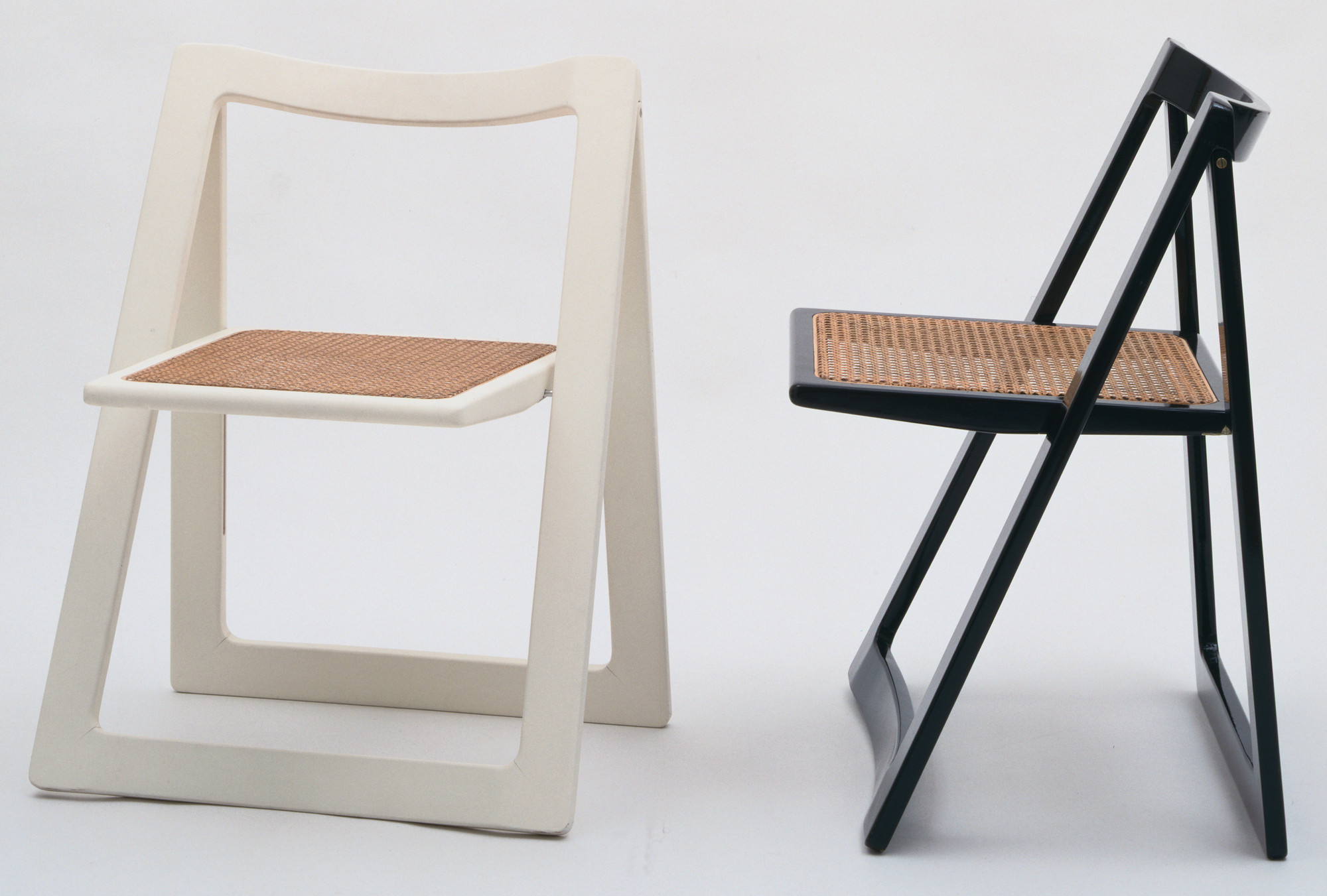 Aldo Jacober, Pierangela d'Aniello. Trieste Folding Chairs. 1966