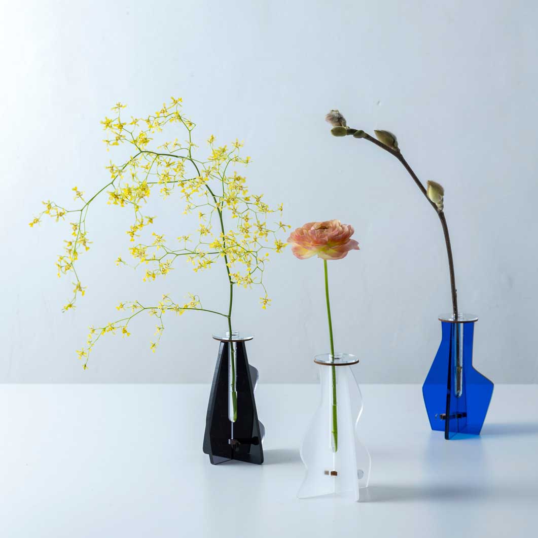 Ichirin Vase L ホワイト(L ホワイト)：ホーム