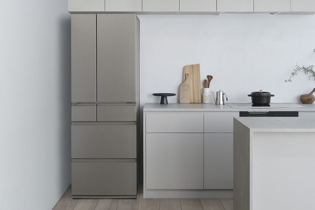 省スペース × ハイパワー」。冷蔵庫選ぶなら551LのPanasonicの