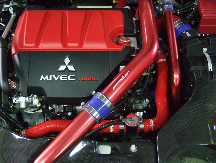 ランサーEVO.X用シリコンラジエターホース モンスタースポーツ