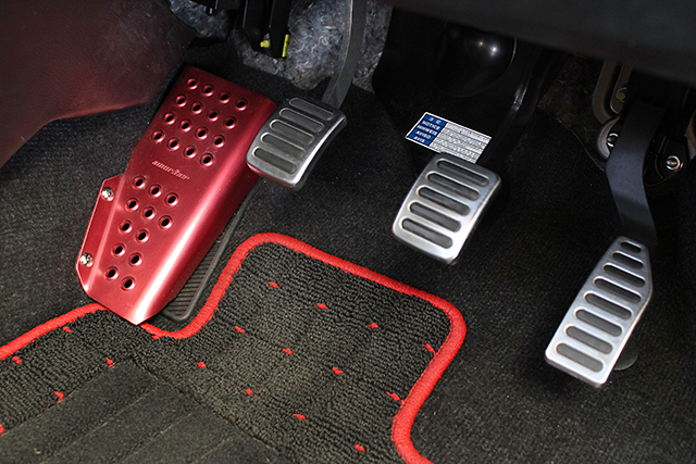 MSEスポーツドライビングクラッチペダル スイフトスポーツ[ZC32S