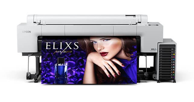ポスターや屋内サインを12色インクで高画質に印刷！ エプソン発の大判