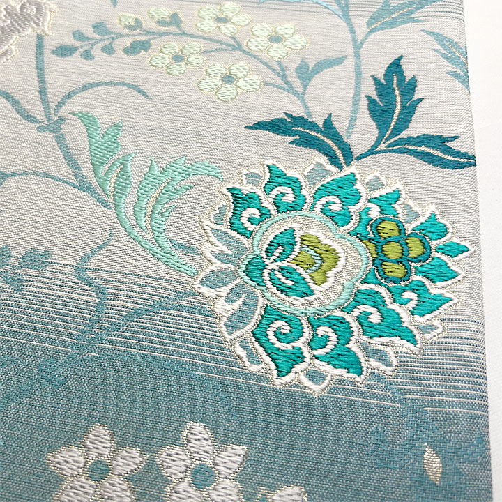 エレガントな雰囲気を漂わせる「織文意匠 鈴木」袋帯 織文意匠 鈴木