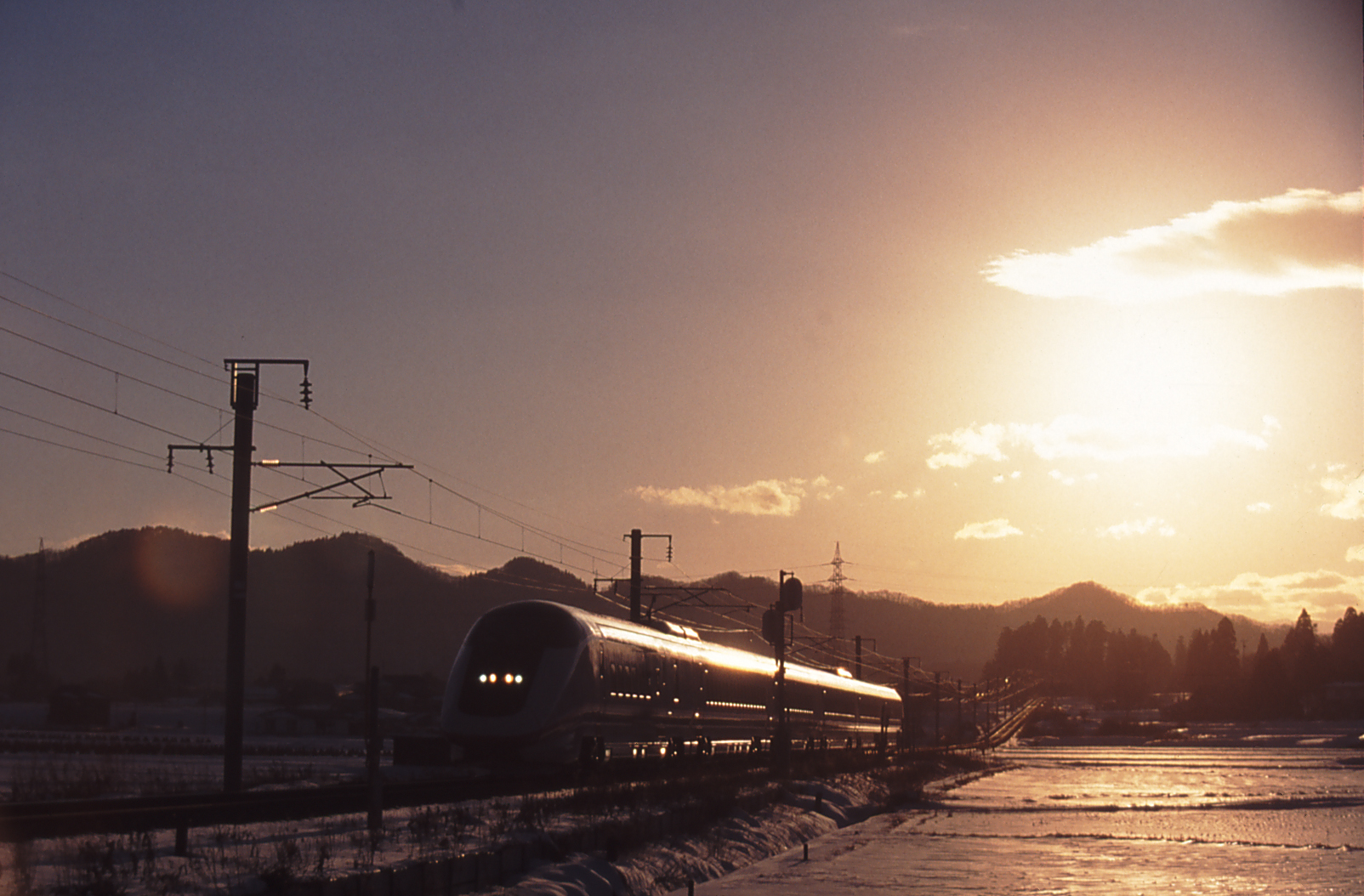 魅惑の鉄道風景 七曜週めくり - MAXAM