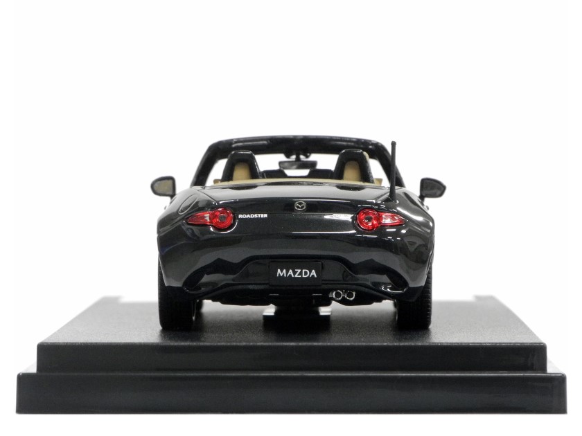 ROADSTER S Leather PKG Vｾﾚｸｼｮﾝ(2024)ﾓﾃﾞﾙｶｰ1/43