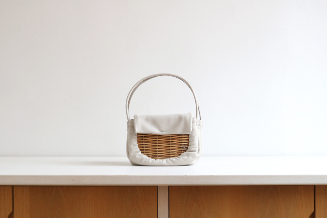 到着(3/5)｜eb.a.gos - MADRIGAL（マドリガル）