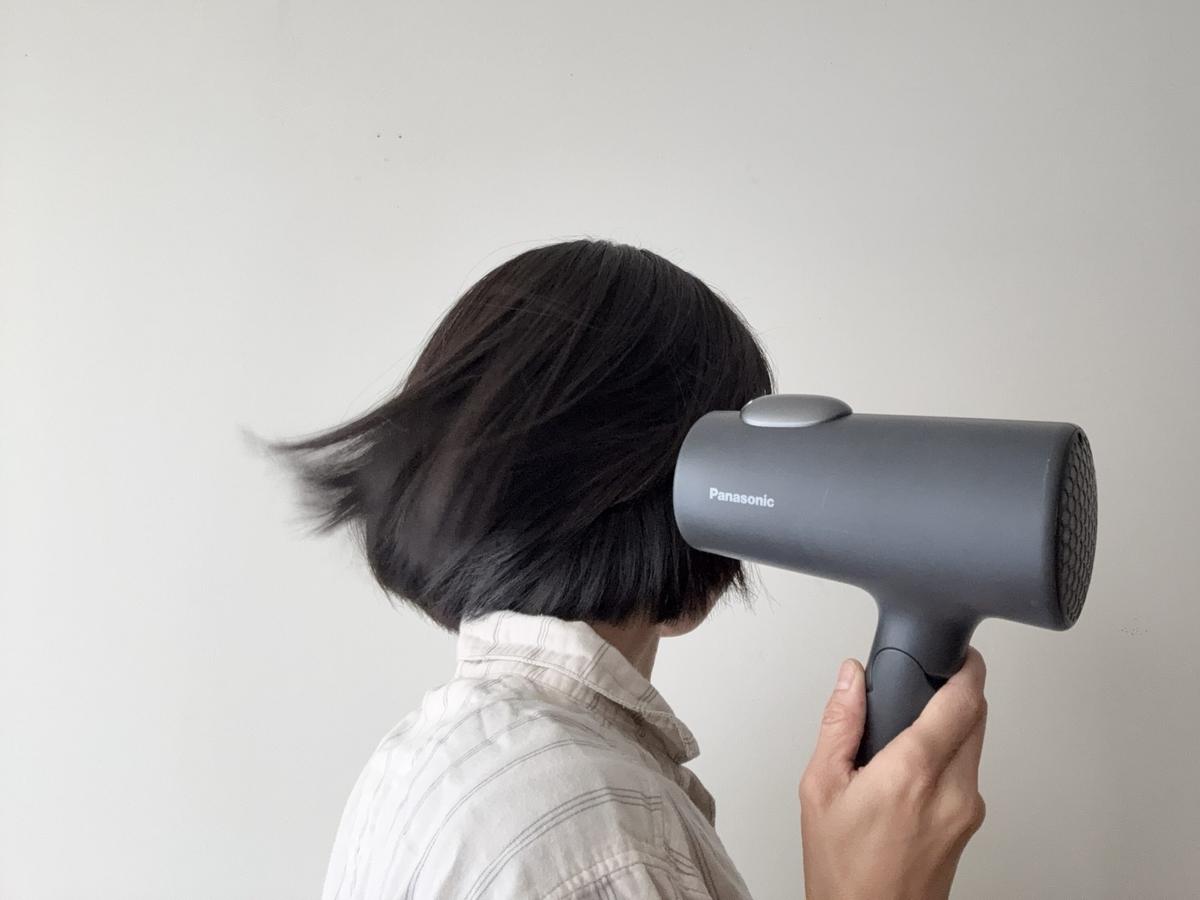 Panasonicの「髪の毛がサラサラになるドライヤー」。1万円以下なのに大