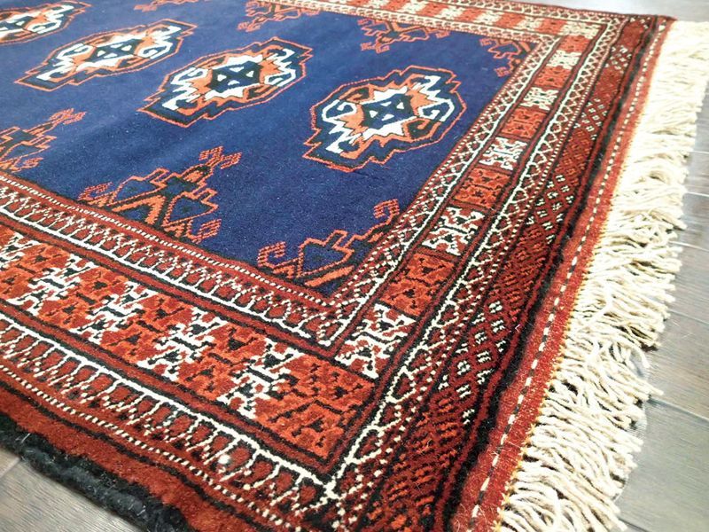 新品 トルクメン ペルシャ 絨毯 1.2m アクセント サイズ 126 x 84 cm