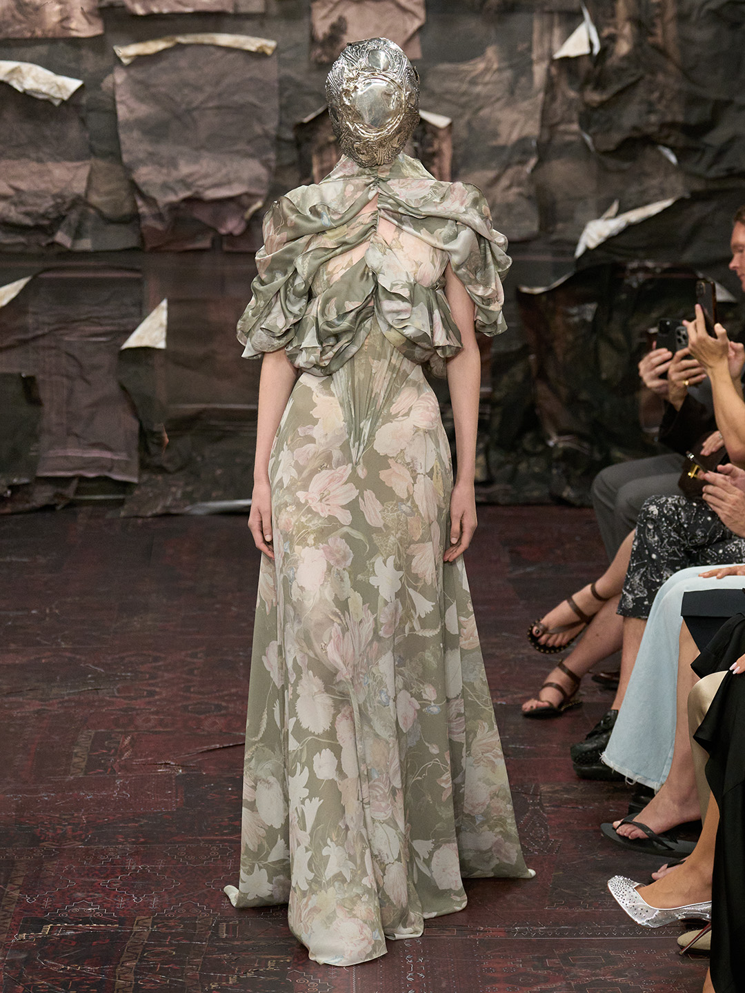 N*N様 マルジェラ 新聞 非売品 アーティザナル メゾン マルジェラ