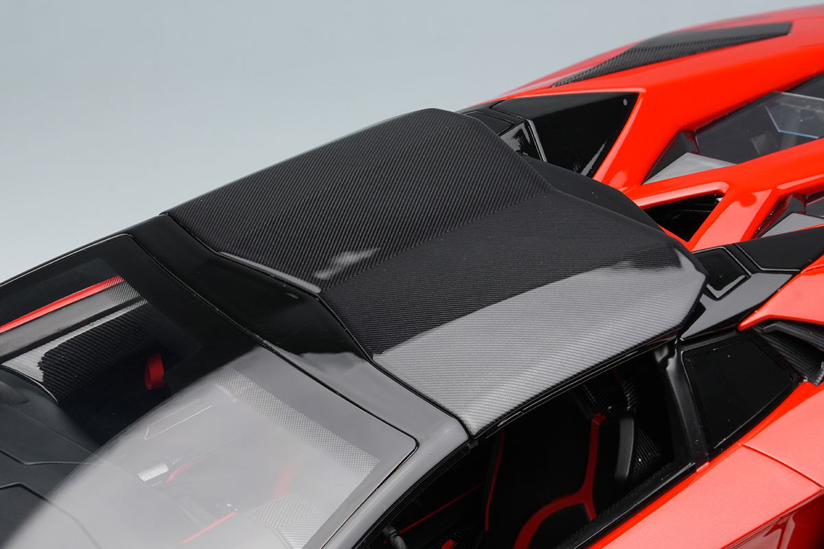 Make Up Co., Ltd. / Lamborghini Aventador LP750-4 SV Roadster 2015