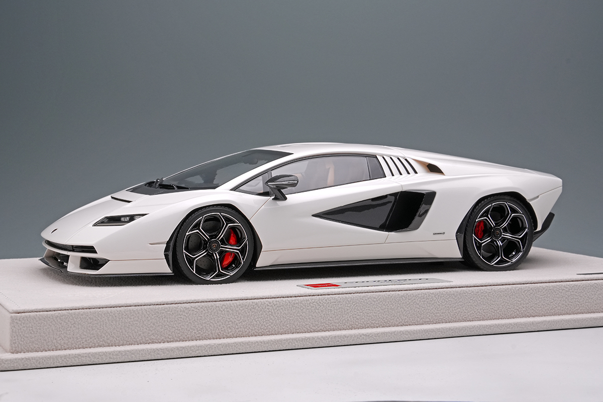Make Up Co., Ltd. / Lamborghini Countach LPI 800-4 2022