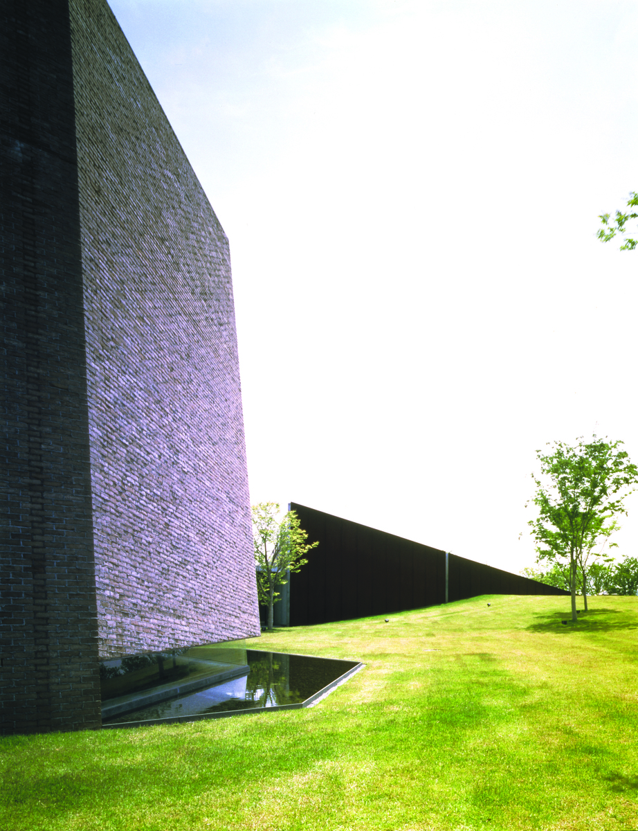 風の丘葬斎場 | Projects | Maki and Associates : 槇総合計画事務所