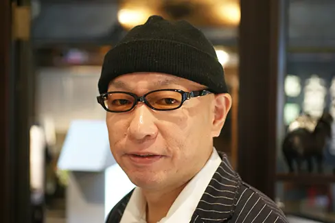 メガネ男子 & メガネ女子 」メガネ着用写真のご紹介