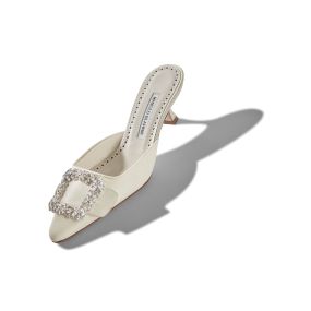 MAYSALE BRIDAL | Cream Crepe de Chine Jewel Buckle Mules | Manolo