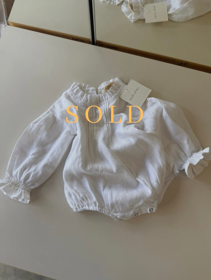 Jean romper 6-12 months (seconds) - Marlow and Mae