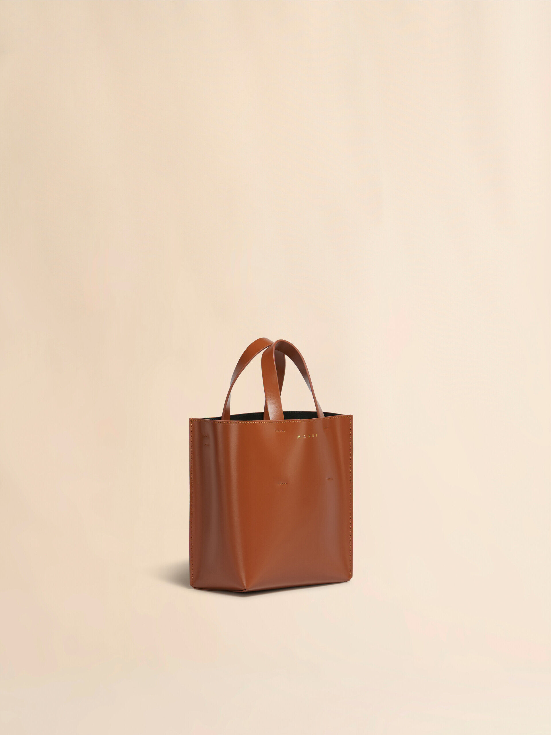 ブラウン レザー MARNIロゴストラップ MUSEO ミニバッグ | Marni