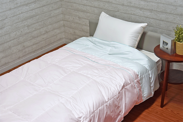株式会社丸八ホールディングス ｜ 羽毛肌掛けふとん（ブルーダウン使用）