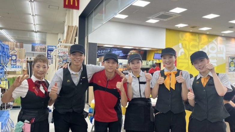 公式】マクドナルド 高槻上牧コーナン店(大阪府高槻市) マクドナルド