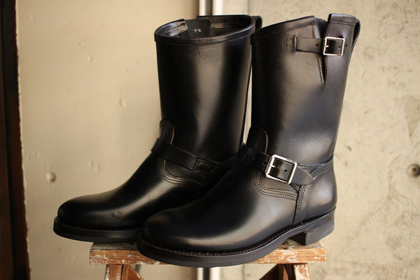 Makers / HORSE ENGINEER 