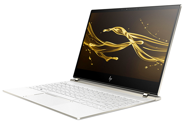 日本HP、高級家具のような美しいヒンジが特徴的な13.3型の極薄ノートPC