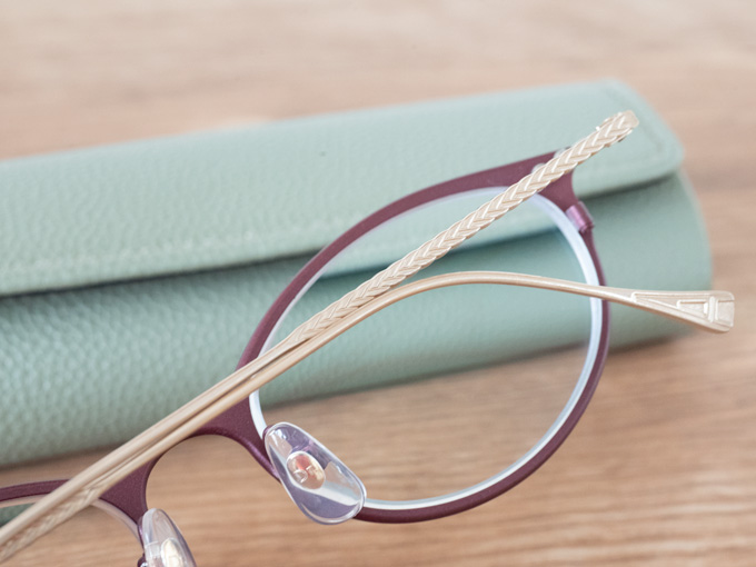 AKITTOのフレームmiu2 薄くて、見え方重視のレンズ ベルーナZX-WRで