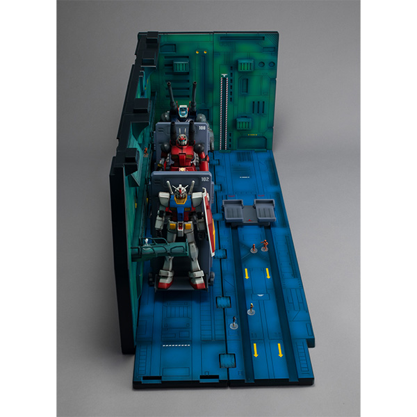 Realistic Model Series 機動戦士ガンダム（1/144HGシリーズ用