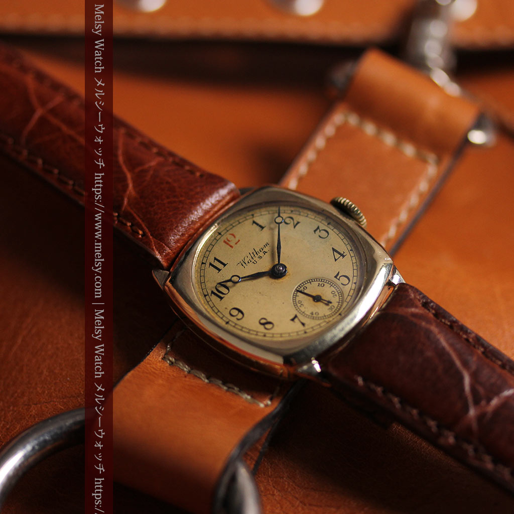 英国仕立てウォルサムの金無垢アンティーク腕時計 【1939年頃