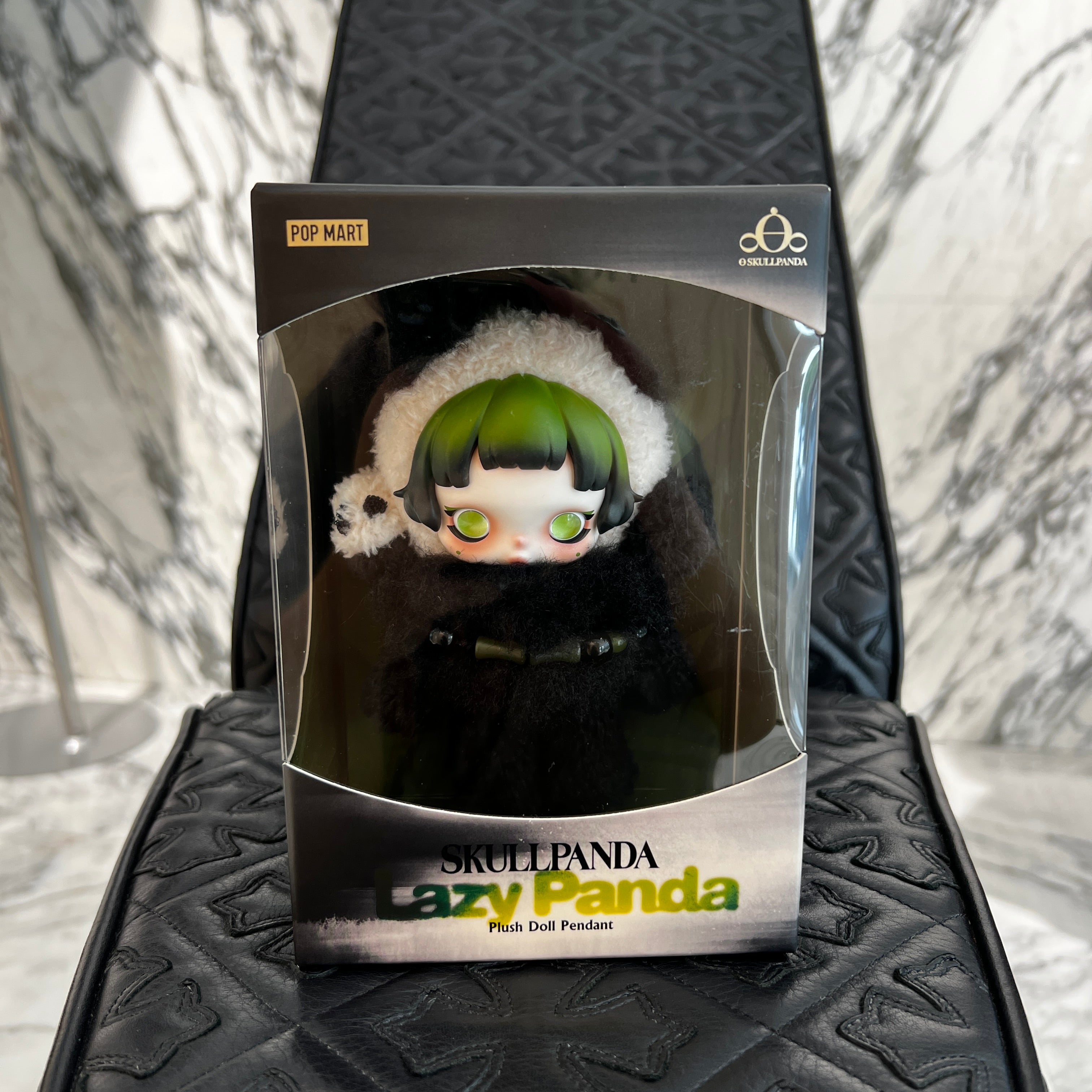 POP MART SKULL PAND 