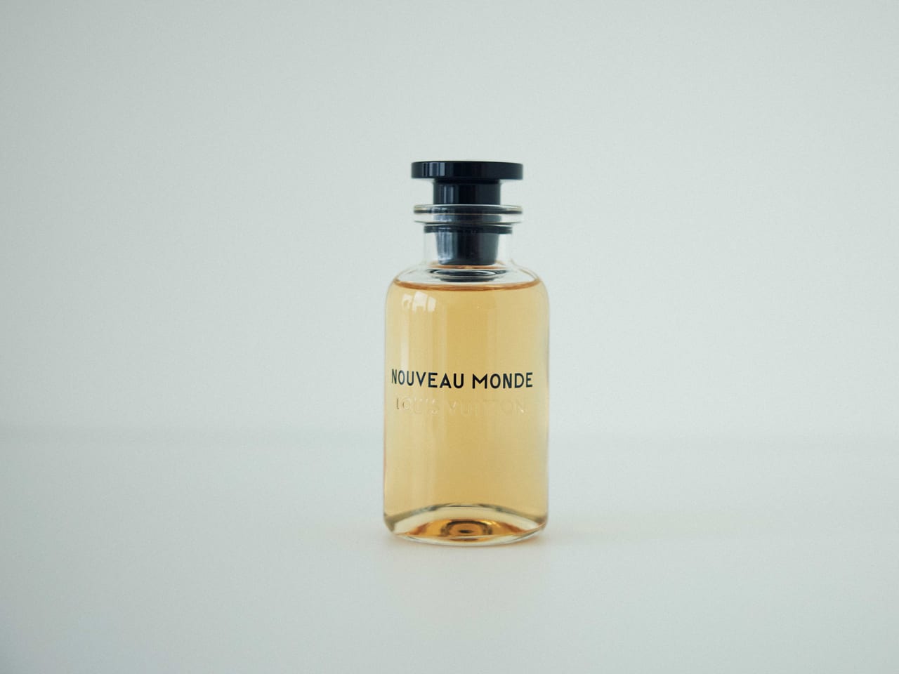 最速！ルイ・ヴィトンの大型新作フレグランス「LVERS（LV ラバーズ