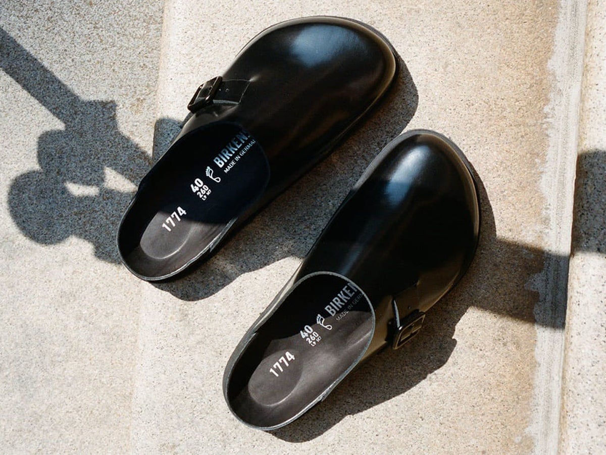 極上の「ビルケンシュトック」。美しいブラックの新型からエレガントに