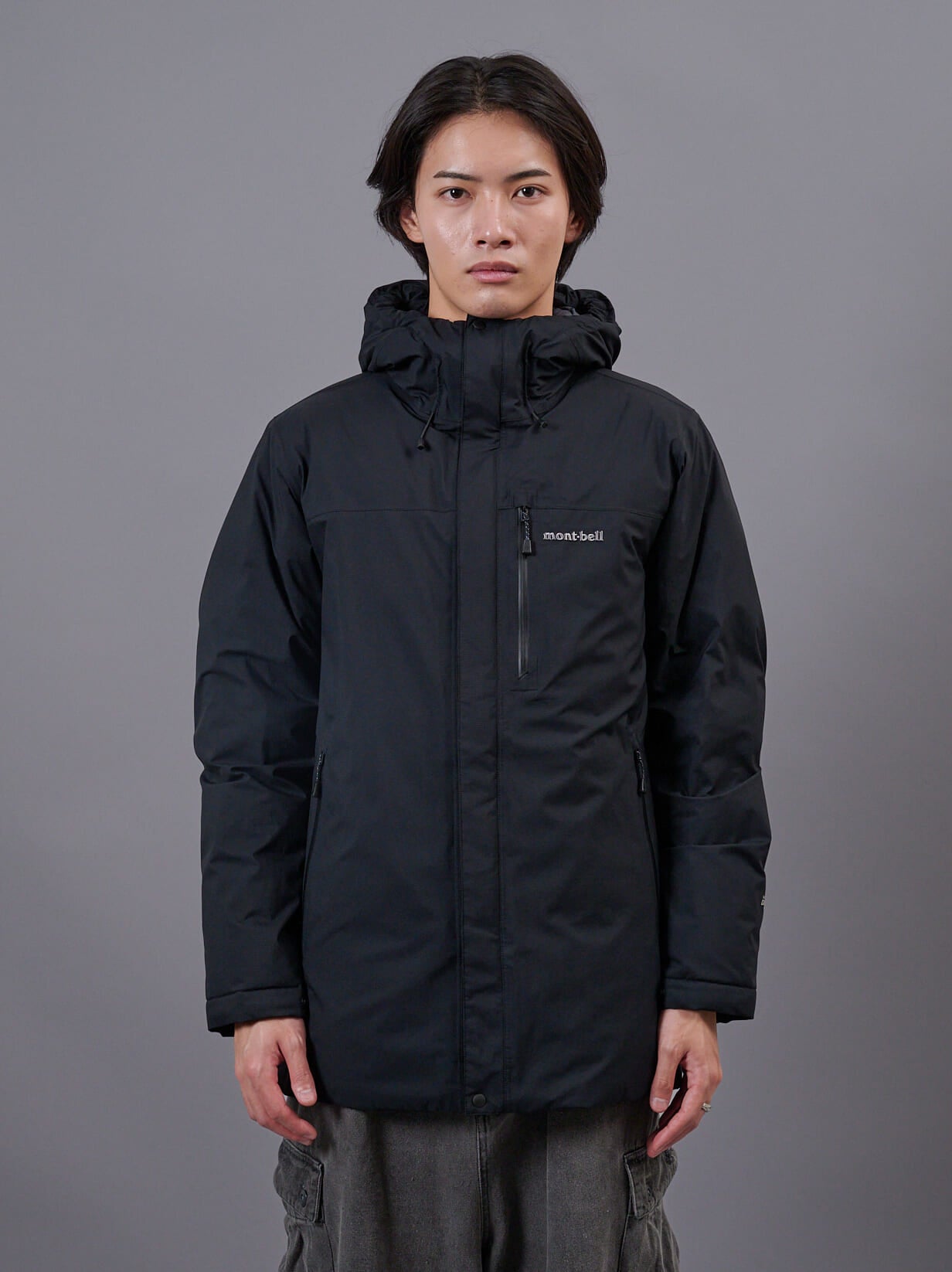 モンベル」の“新作黒ダウン”を早速試着＆本音レビュー！最高クラスの