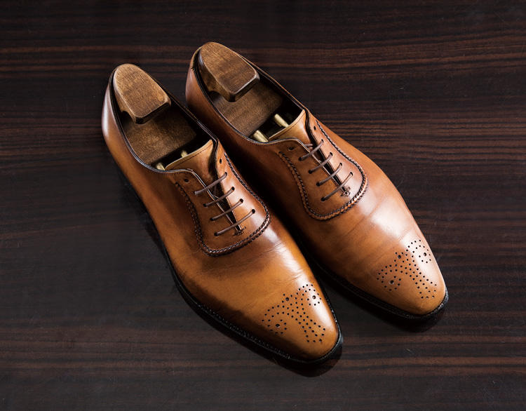 高級靴の印象が激変する“アンティーク磨き”の手順をまとめました【究極