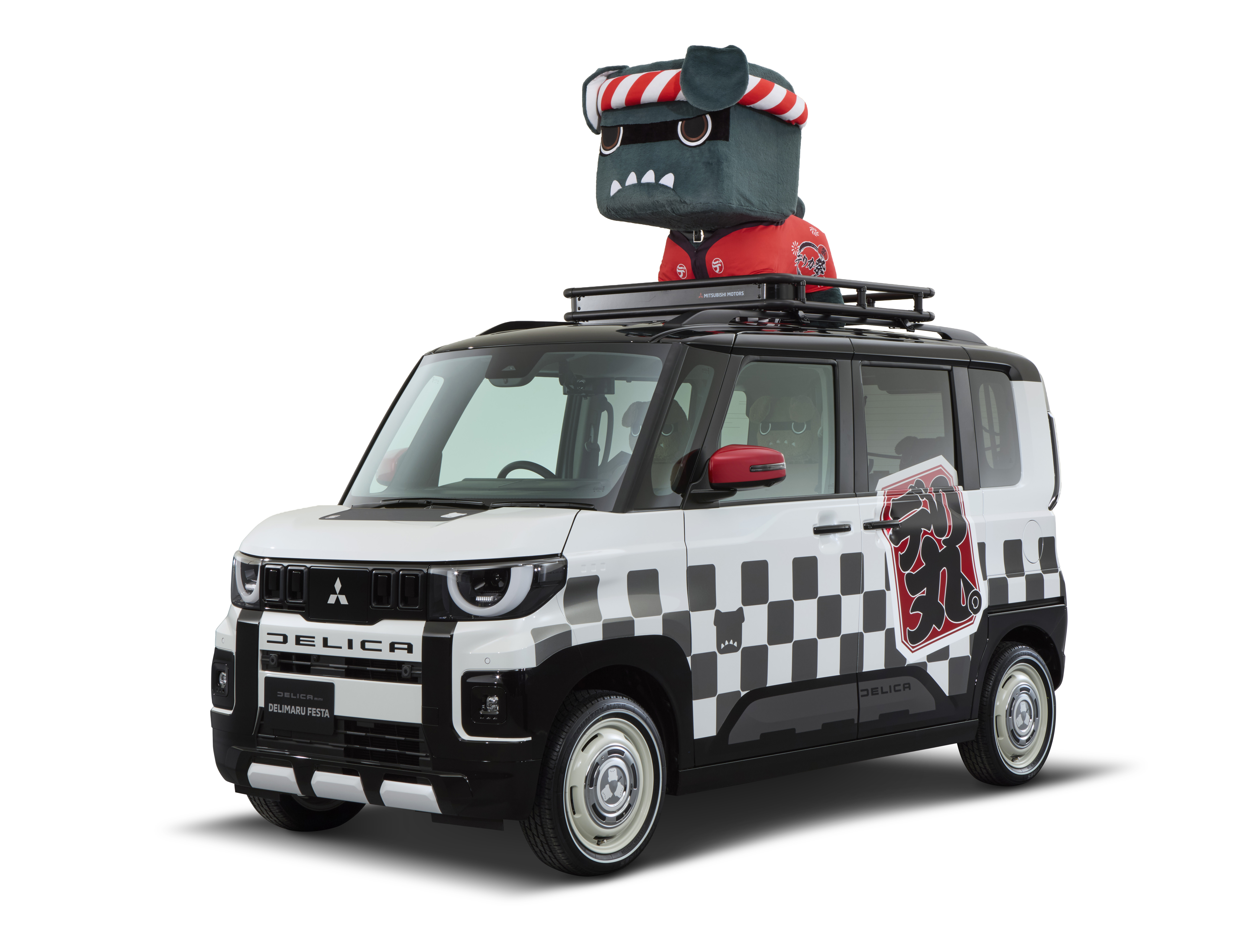 三菱自動車、東京オートサロン2026に新型『デリカD:5』『デリカミニ