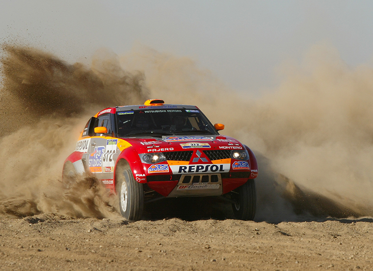 2005 | ダカール・ラリー | モータースポーツ | 三菱自動車のクルマ