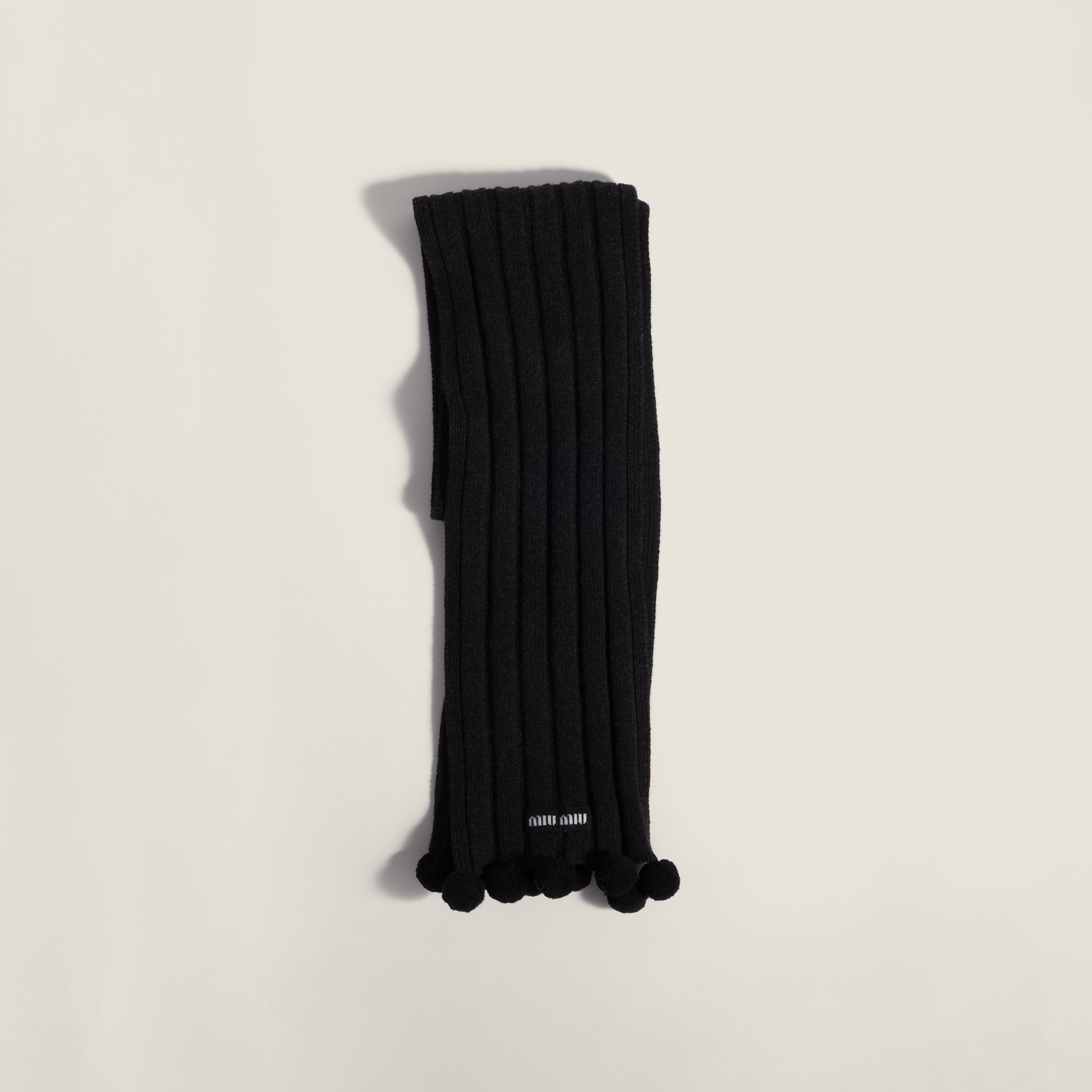 miu miu シアリングミトン ストラップ付き 未使用 レザー（本革