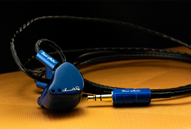 Maverick II Re; - Unique Melody -ミックスウェーブ株式会社