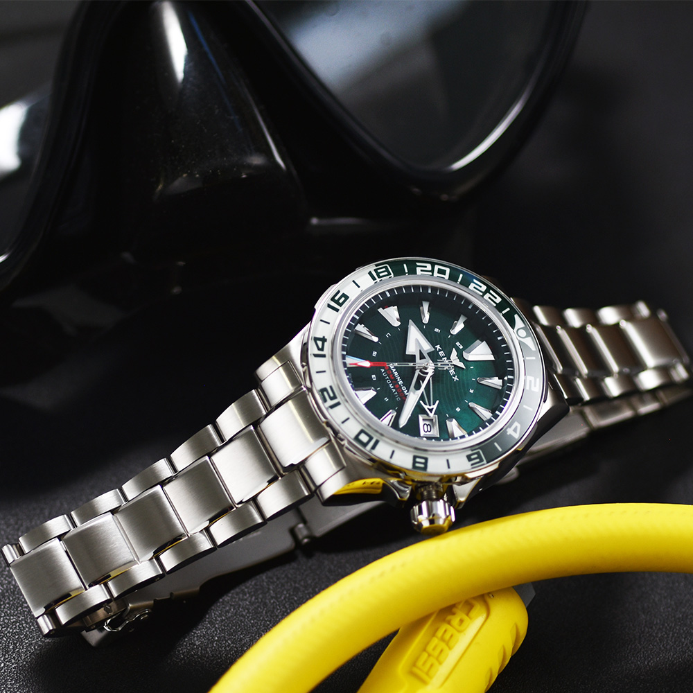 マリン GMT エメラルドグリーンMOP S820X-11 限定188本 ｜ 兵庫県神戸