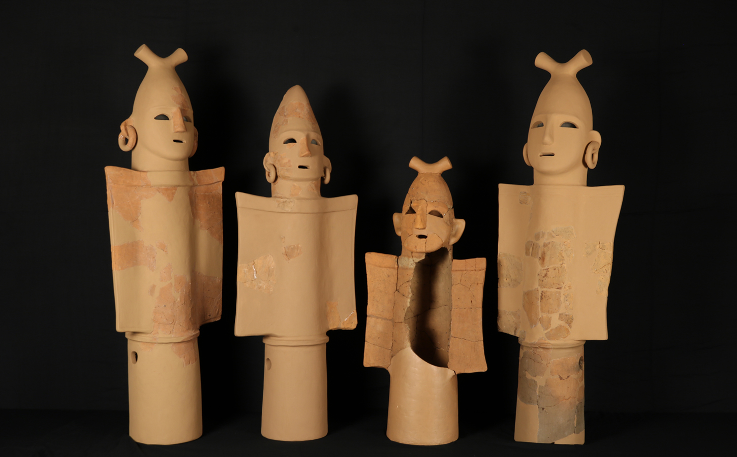 盾持人埴輪 | 壬生町立歴史民俗資料館