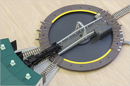 TOMIX】 鉄道模型レイアウトにターンテーブルを設置してみよう | 鉄道
