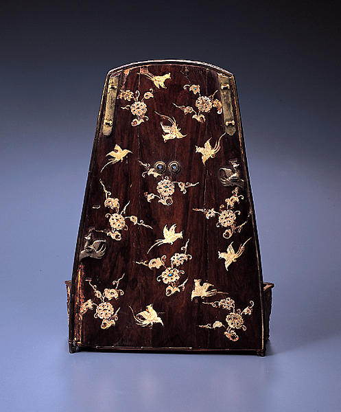 紫檀螺鈿宝相華鳳凰文平胡籙 - MIHO MUSEUM