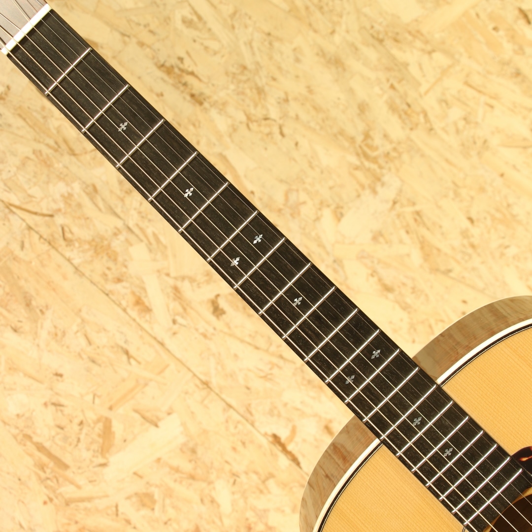 LL26 ARE: アコースティックギター｜三木楽器公式通販サイト