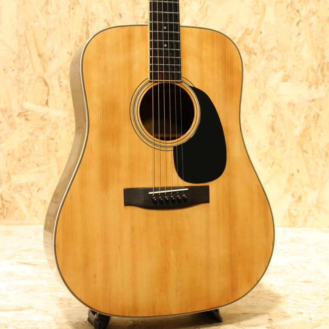 Y*売様 usedアコースティックギター /マイク・ギグケース・木製