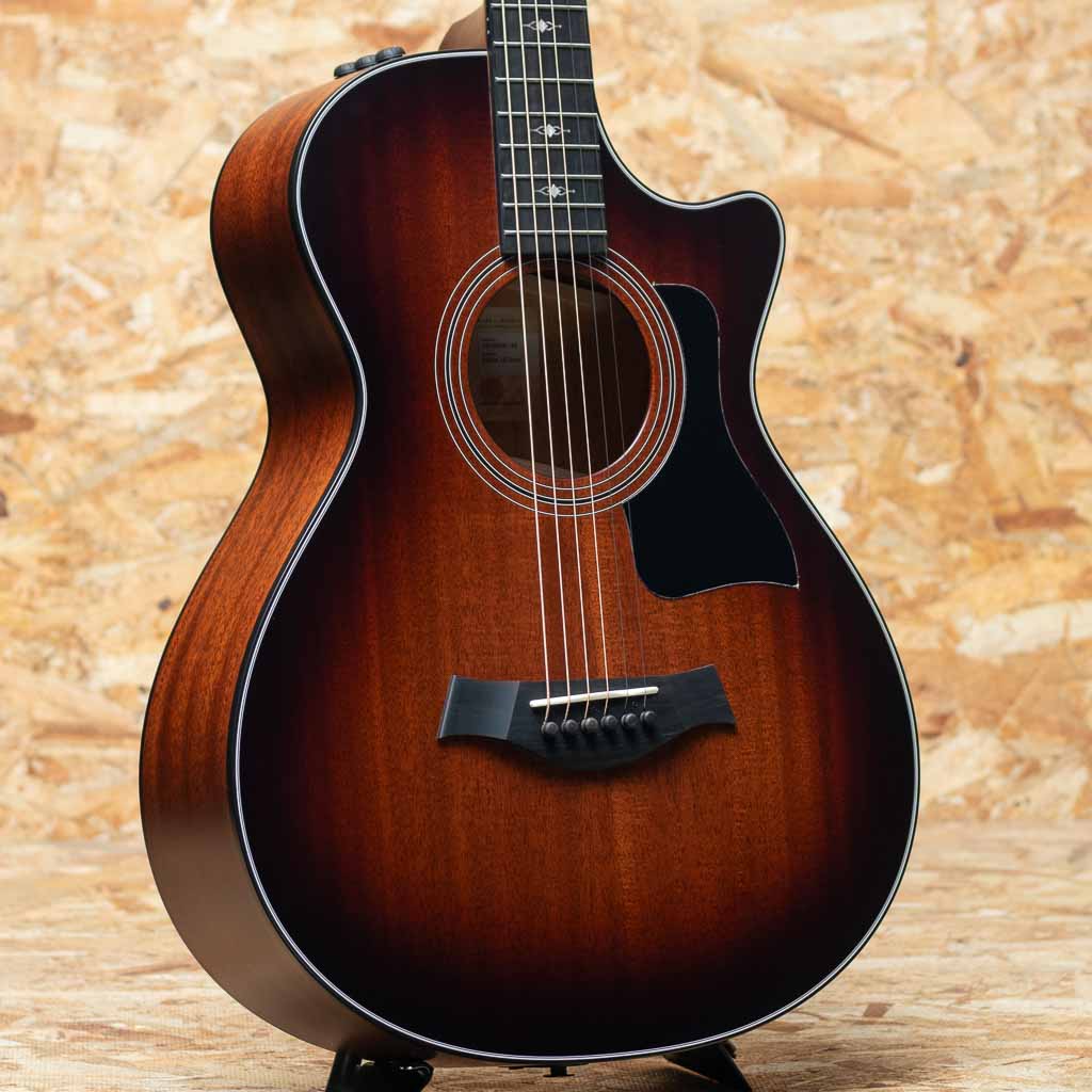 TAYLOR（テイラー）300/400/500シリーズ 一覧 | 三木楽器公式通販サイト