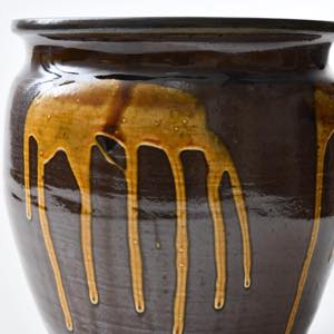 小鹿田焼 坂本浩二窯 二升甕 流し ｜ みんげい おくむら （日本と世界