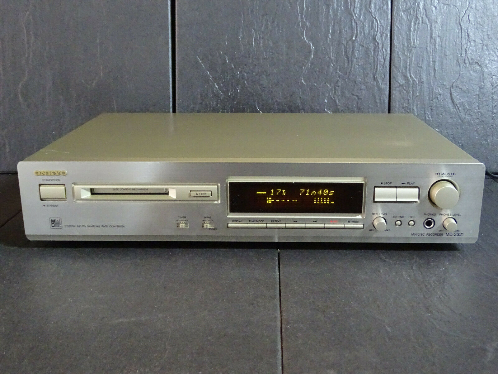 Onkyo MD-2321 [MiniDisc Wiki]