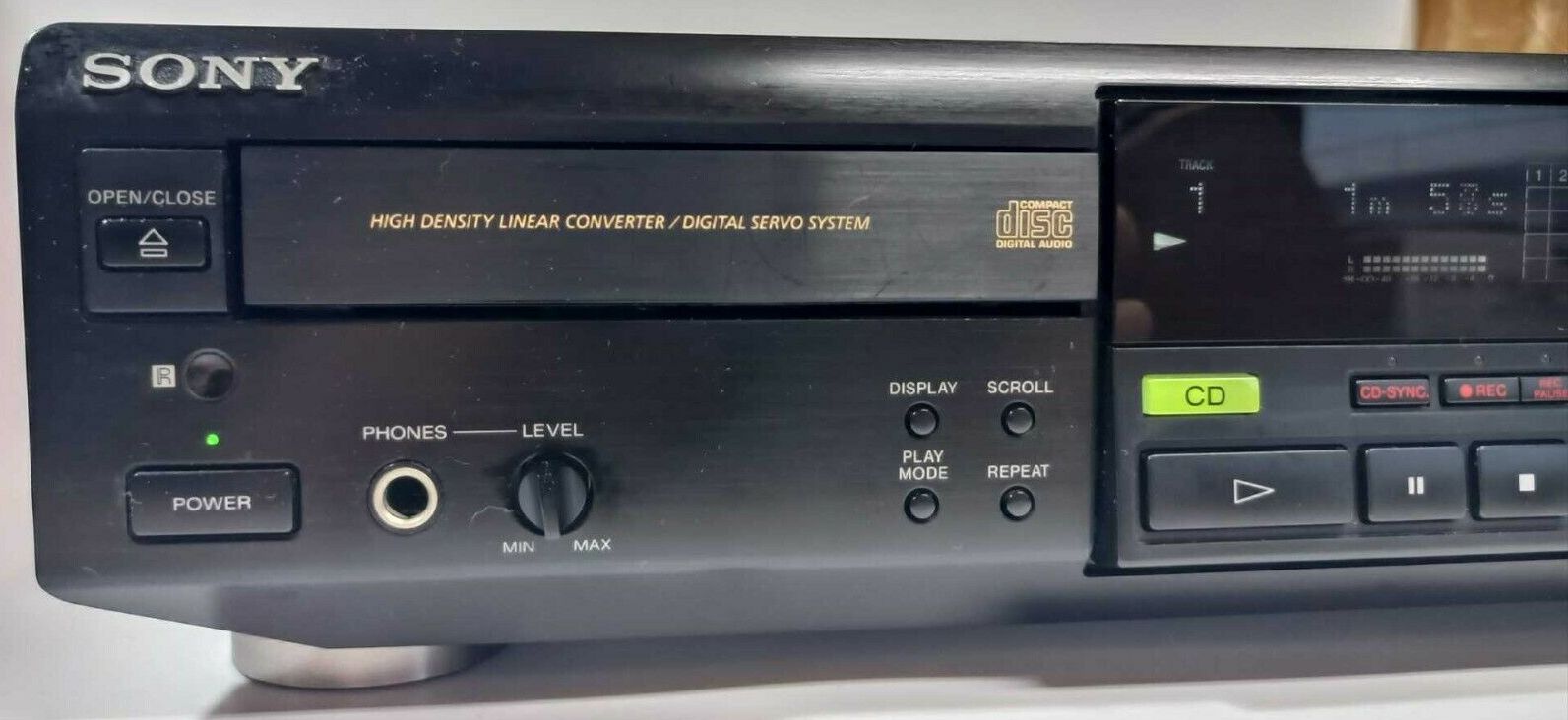 Sony MXD-D1 [MiniDisc Wiki]