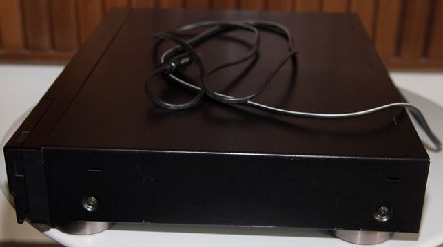 Sony MDS-501 [MiniDisc Wiki]